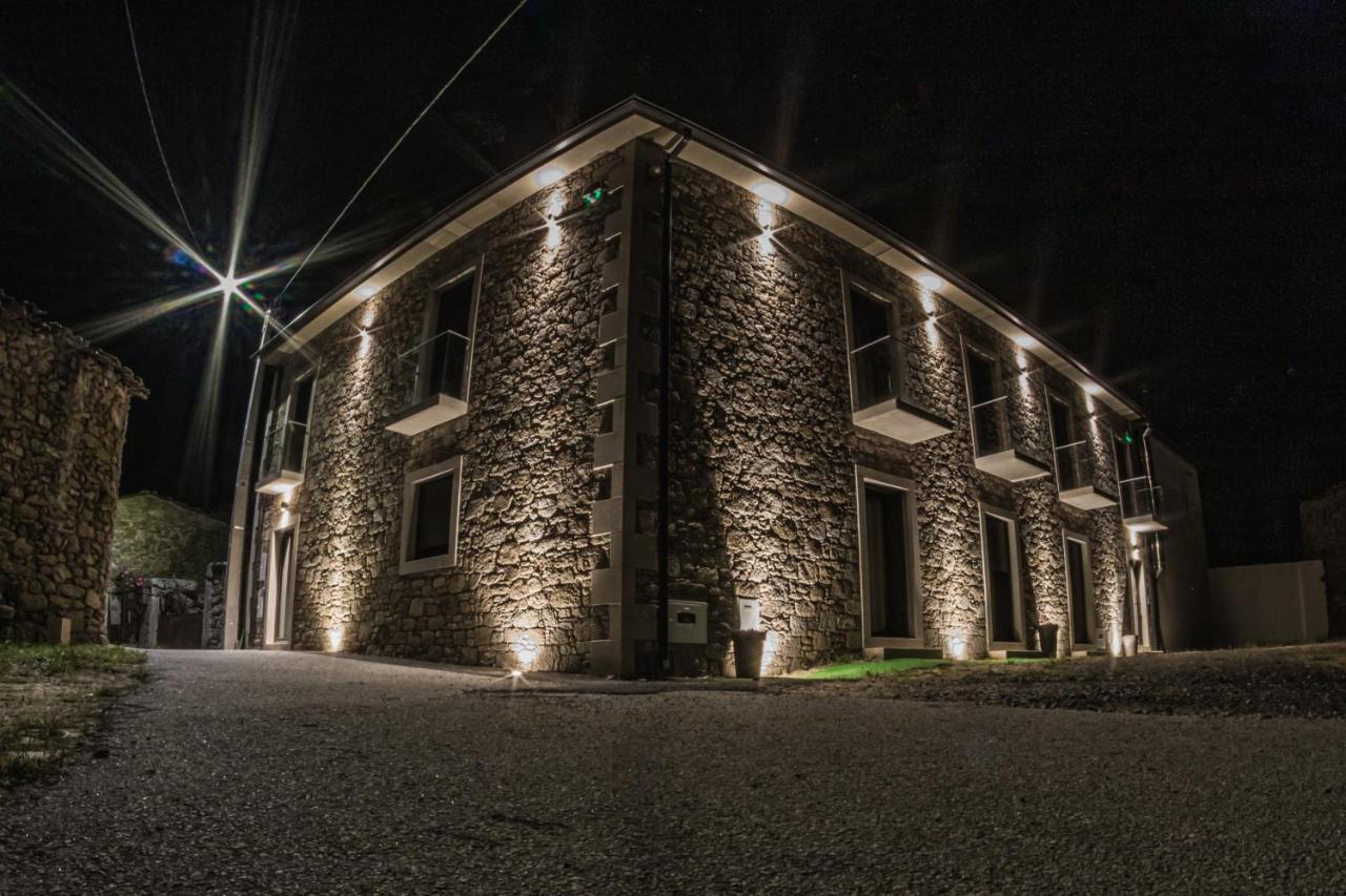 Casas De Campo Curral Grande - By Cimo Da Quinta Miranda do Douro Eksteriør billede
